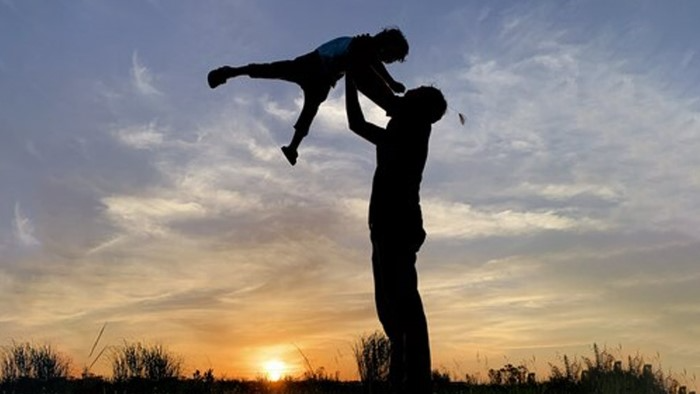 Baap Beta Shayari रिश्ते की गहराई को कैसे दर्शाती है